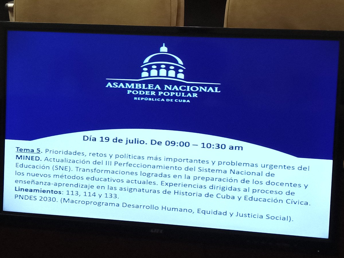 InesMChapman's tweet photo. En Comisión de educación,cultura,ciencia, tecnología y medioambiente de la @AsambleaCuba se presenta la actualización del III perfeccionamiento del sistema nacional de educación en #Cuba. Los diputados y diputadas realizan profundas intervenciones sobre las experiencias y retos🇨🇺 https://t.co/n1pKzVQJ7U