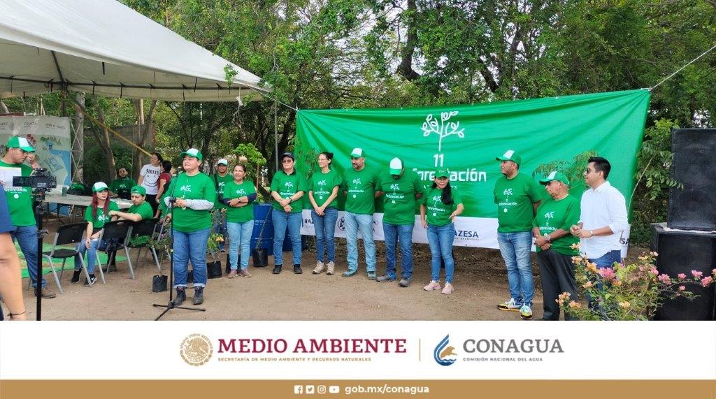 La Dirección Local de #Conagua en #Colima participó en la 11ª campaña de reforestación convocada por Hazesa en Jalipa, Manzanillo, llevando talleres didácticos para los más pequeños,  a quienes se les enseñó sobre la importancia y el uso sustentable de las #AguasSubterráneas