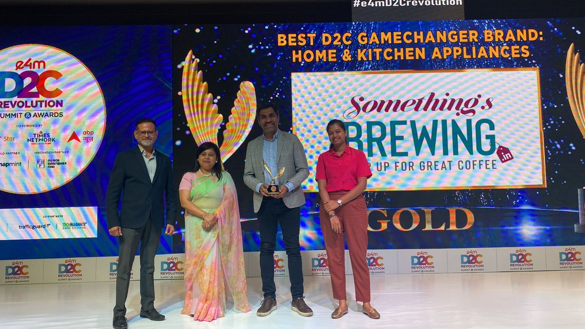 e4mevents's tweet photo. Kudos to @Somethingsbrwng for claiming the much deserved #e4mD2CRevolution Wing Trophy 2023β¨
Category - Best D2C Gamechanger Brand: Home & Kitchen Appliances
Metal - GOLD
What an impressive win!
#e4mawards #d2cbrands #d2cindia #d2cinnovation https://t.co/qz7A2yAurR
