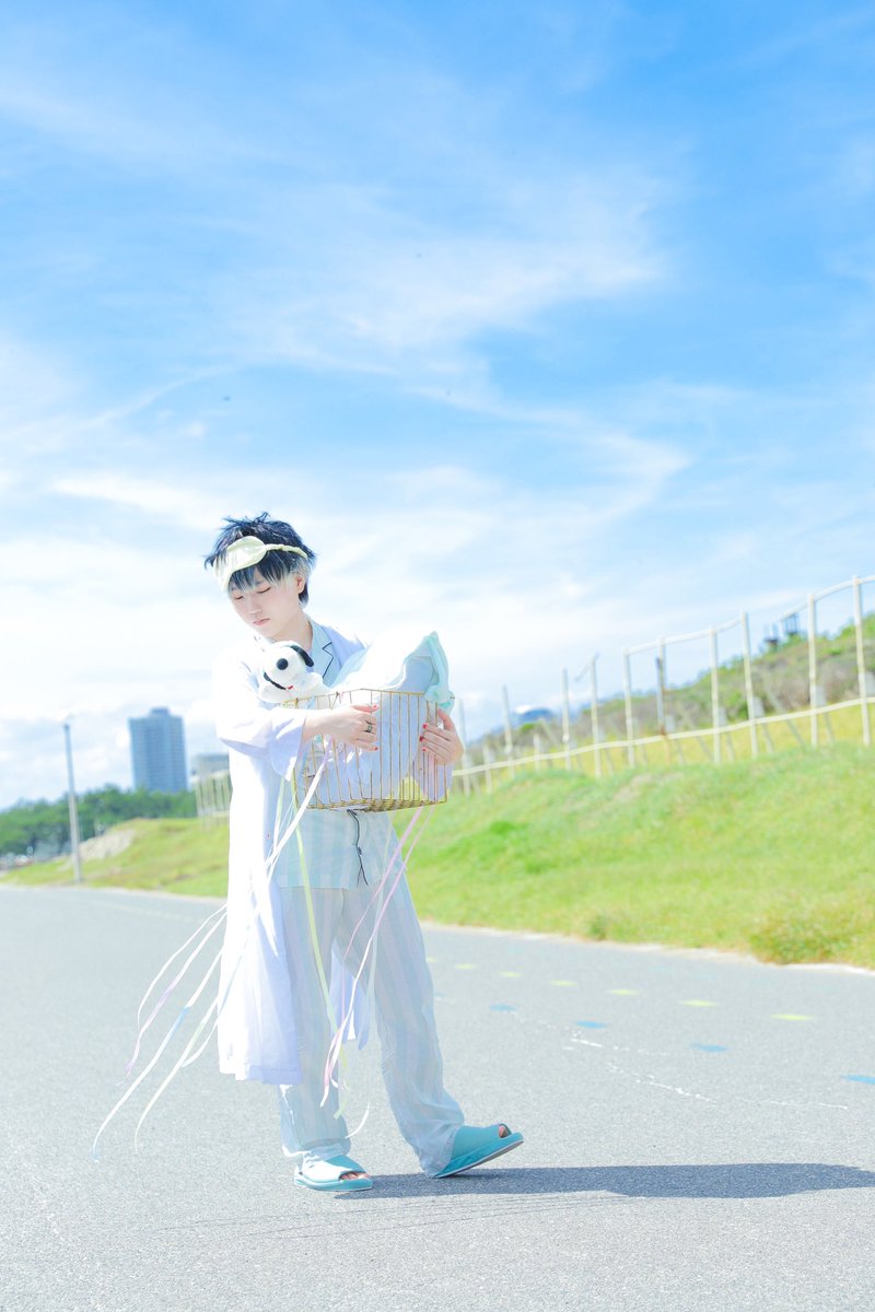 y_winx2's tweet photo. 【捏造⚠️コスプレ🍑】
久々に写真見たらやはりこの日の撮影最高〜☺️写真の色味天才👏
洗濯物パジャマアイマスク青空緑ともういい感じ。
できれば牧場で撮影したい。そんなテーマ。アイナナちゃんで洗濯物持ってアビーロードみたいに横に並びたいなぁ。絶対可愛い

📸(@shou1348) https://t.co/1BA9nSHs0t