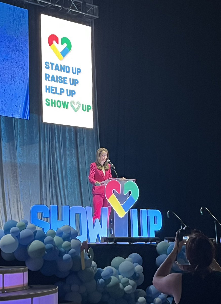 Preach, <a href="/AbbyPalmerCox/">Abby Cox</a>! Filling my cup today at #ShowUpForTeachers conference. Thankful to live in a state with leaders who care for teachers.