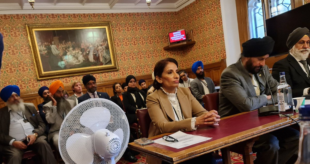 SanghaDr's tweet photo. #UK #Sikhs of many persuasions &backgrounds #academics #activists #educationalists #Gurdwara reps #lawyers #professionals #MP s #writers ...'ve come2gether 2provide their analysis on #BloomReport thanks2 @sikhsinlaw @SinghBarrister1
@juss_professor @HarjapBhangal @MankamalSingh https://t.co/Ouoe3Ar0tt