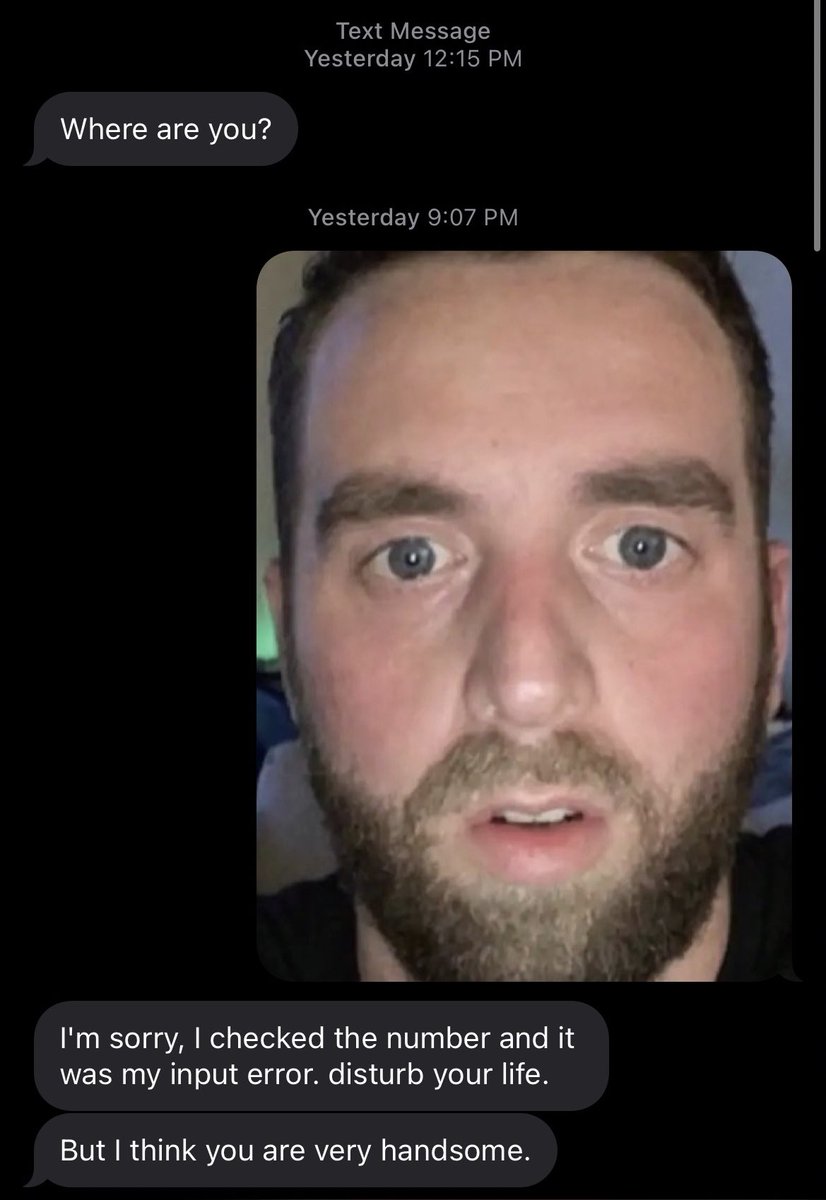 MKYLE_5's tweet photo. Got a text from a random number. @hen_ease is a handsome boy. CC @PardonMyTake @BarstoolBigCat @PFTCommenter https://t.co/JHsgHpAjo7