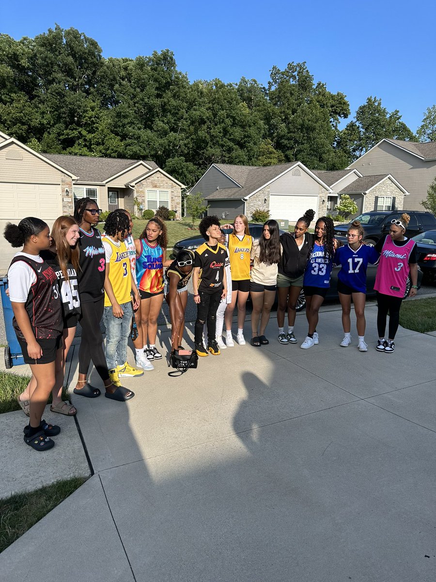 Snidergirlsbball tweet media