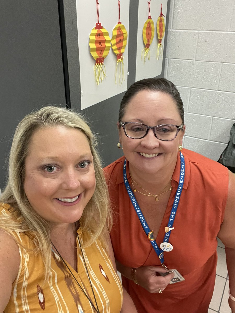 courtlettporter's tweet photo. This morning the @FirstColonialHS  specialists team presented to a full house at the @vbschools leadership conference! 
@vickreymath @Vbflock @FCHSGifted 
#VBEmpowered https://t.co/yeFI5kTnh9