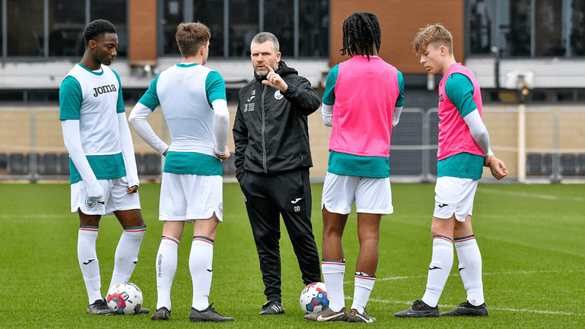swans_academy's tweet photo. Swansea City can confirm Darren Davies has left his position as under-18s' coach at the club’s academy. 

Everyone at Swansea City would like to thank Darren for his efforts and wish him all the best for his future career 🦢

👉 https://t.co/WvltTr8AP3 https://t.co/ZaSmIfe5Ti