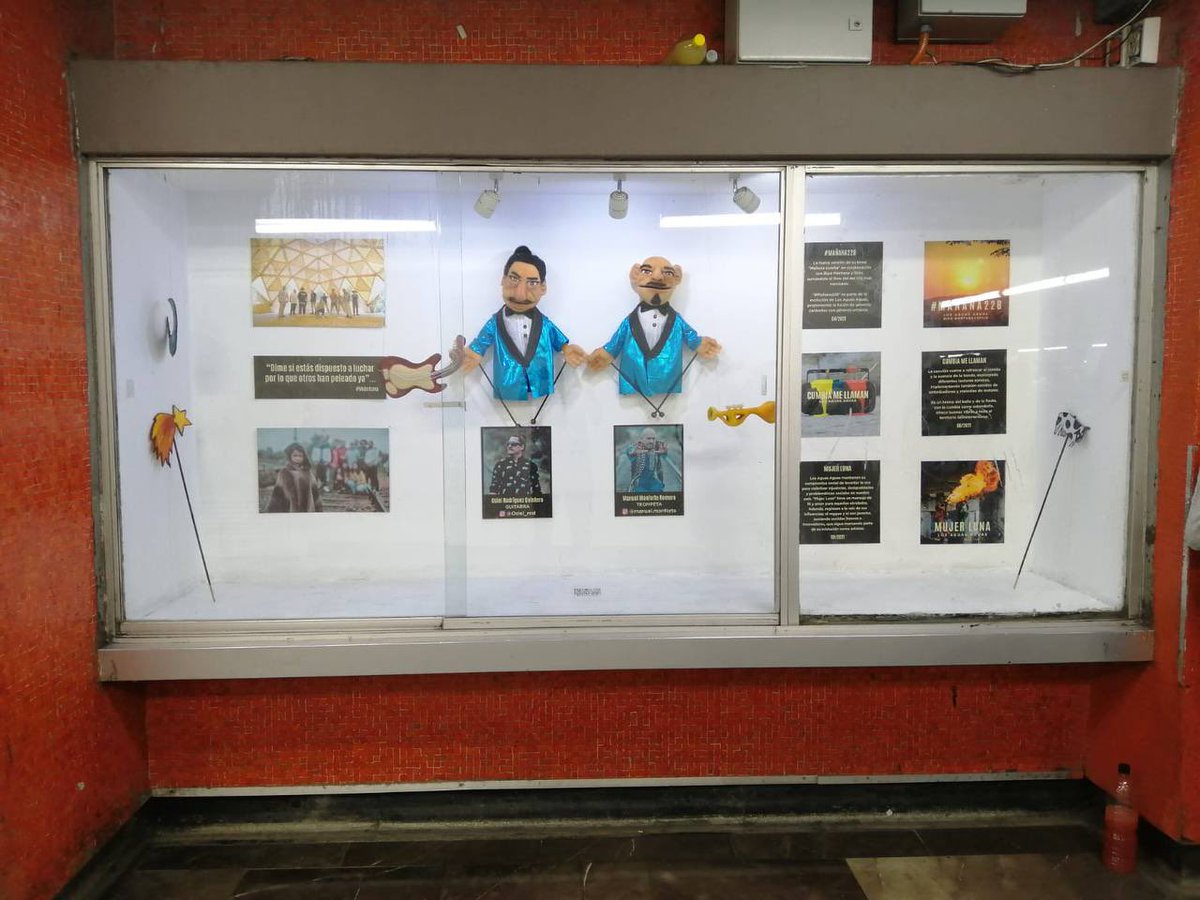 nosomoslosaguas's tweet photo. Estos fueron los titeres que nos representaron en el video Un Bolero para Lorena, ¿Alguien vio la expo en el metro Pino Suárez? https://t.co/2oCwoLOeoE