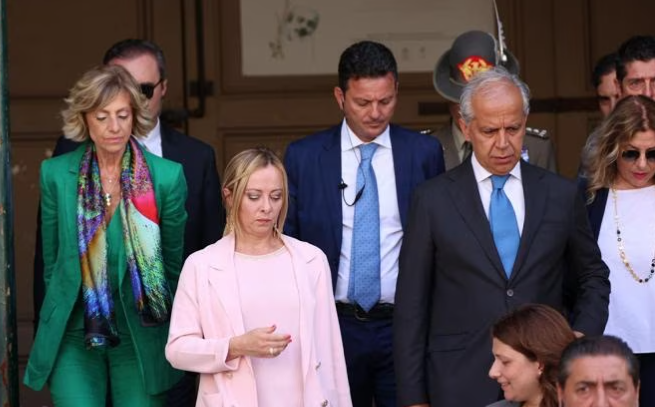 SimoCiani's tweet photo. Al Sisi grazia Zaki.
Mattarella autorizza invio DDL Nordio a Camere.
Per le stragi del ’92 confermato in appello l’ergastolo per Matteo Messina Denaro.
Familiari Borsellino e Falcone accolgono il Presidente Meloni a Palermo come una persona cara.

Una normale giornata di lavoro. https://t.co/8OfsxuCe3k