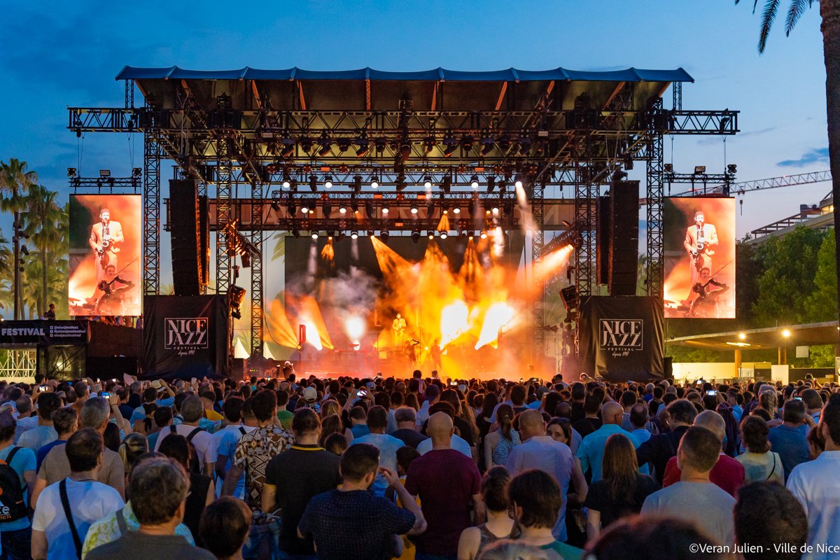 🎷 Ça jazz à Nice avec le #NiceJazzFestival ! 🎉 

📆 Jusqu'au 21 juillet, profitez de 2 scènes musicales, #Massena et Théâtre de Verdure, avec une programmation exceptionnelle ! 🌟 

+ d'infos 👉 ow.ly/enUg50Pe8Ig

#CotedAzurFrance #ExploreNiceCotedAzur #Nice06 #festival