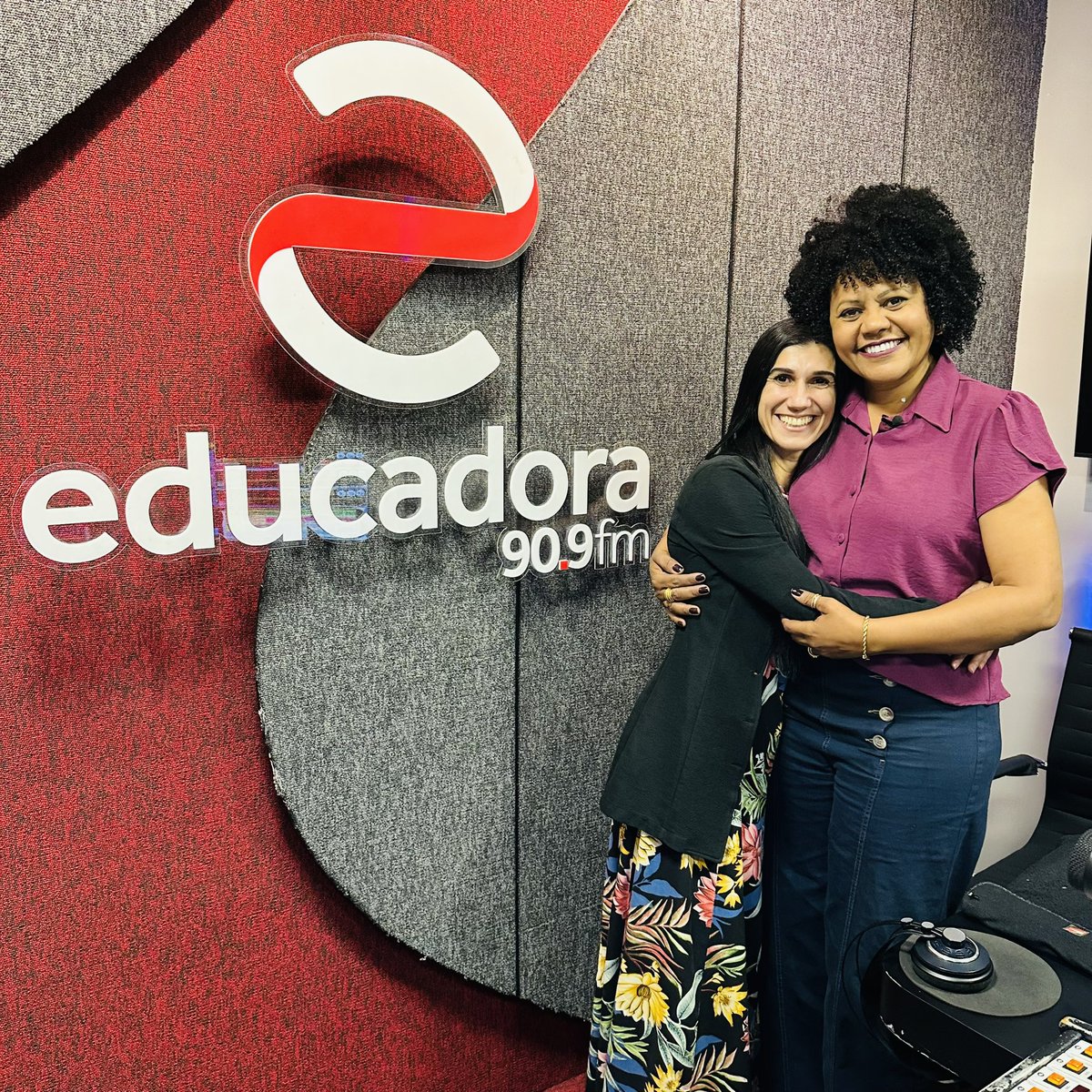 Educadora90.9 tweet media
