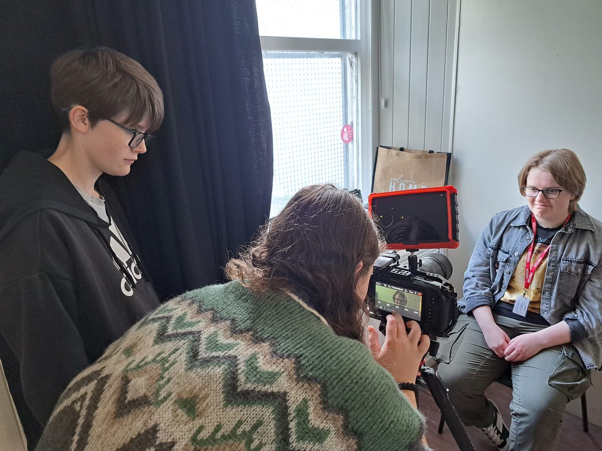 shmuORG's tweet photo. Day 3 of our Summer Film School and the two films are really coming together! The young people are having a great time creating and editing their films @CashBackScot @screenscots @UKScreenSkills @CreativeScots @FilmAccess_Scot @AberdeenCC @Aberdeenshire #SeanConneryFoundation https://t.co/47qPogdWlz