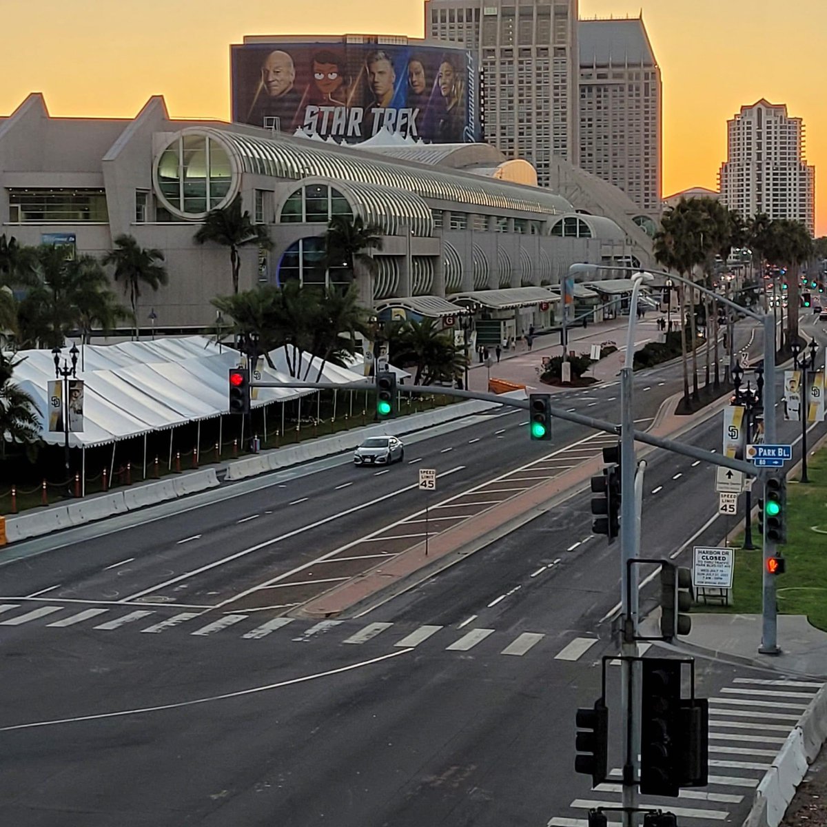 kworkfoundation's tweet image. The calm before the storm!

Follow us on Instagram for #SDCC2023 exclusive pix!

#sdcc #ComicCon #dariaaksenova #letsdothis #kwf