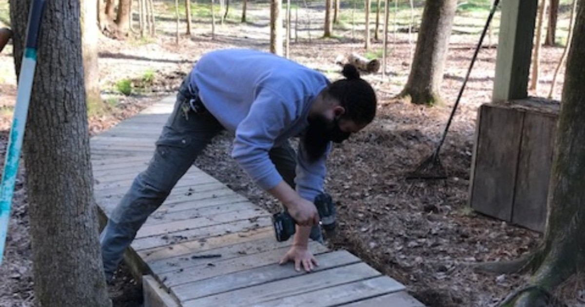 WakeGovParks's tweet photo. #OurCommunityGrows because of our dedicated park staff. To all our full-time and part-time staff β thank you for building better parks.
#WhereCommunityGrows #ParkandRecMonth23 https://t.co/tsOHljK9Yx