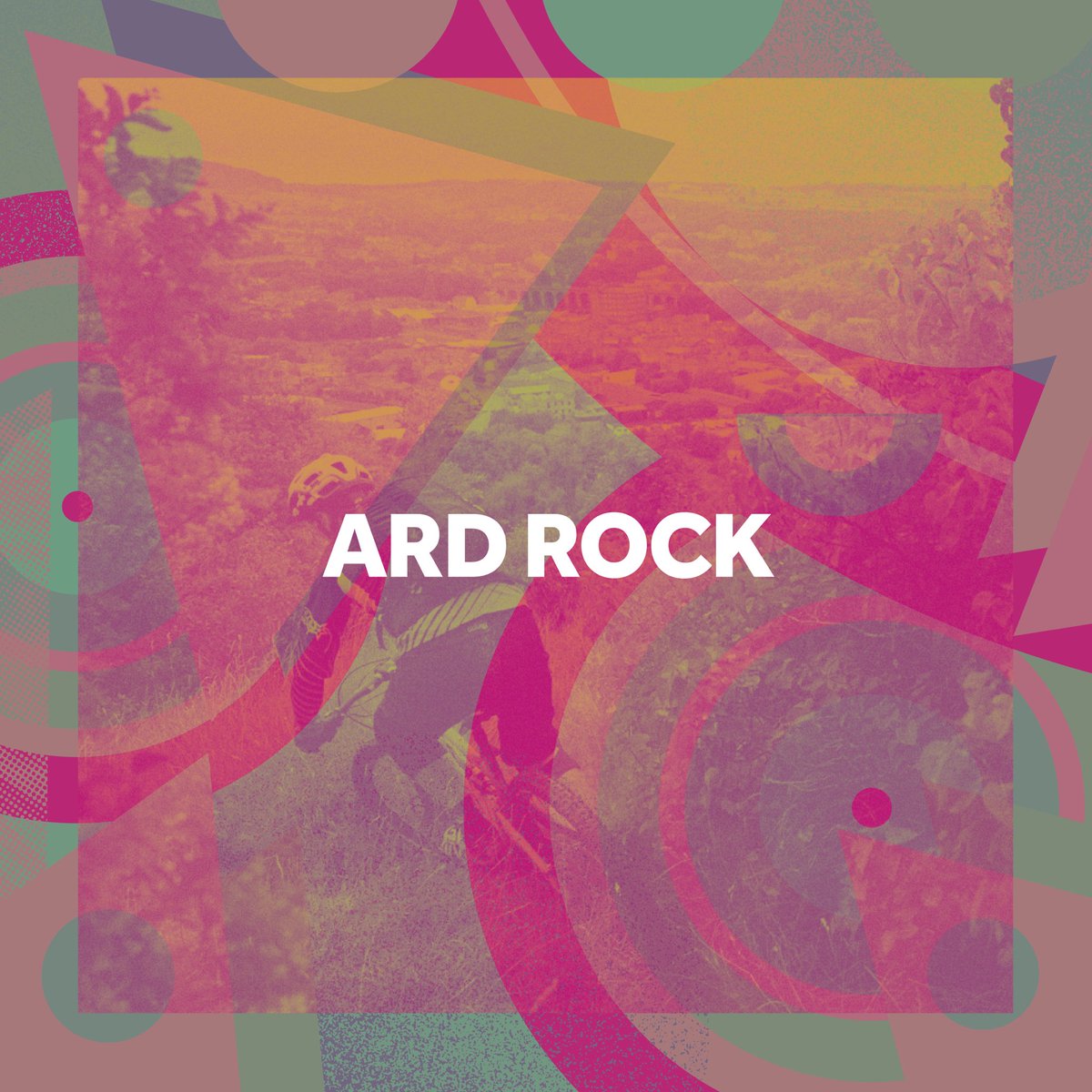 A busy weekend for us lot! Super stoked to announce that we’ll be pitching up and pouring @ardrockenduro 🍻. Look out for the Landy and grab some post ride/ expo refreshment from our team on the Moors. Trail Crew - Let's go 🤘.