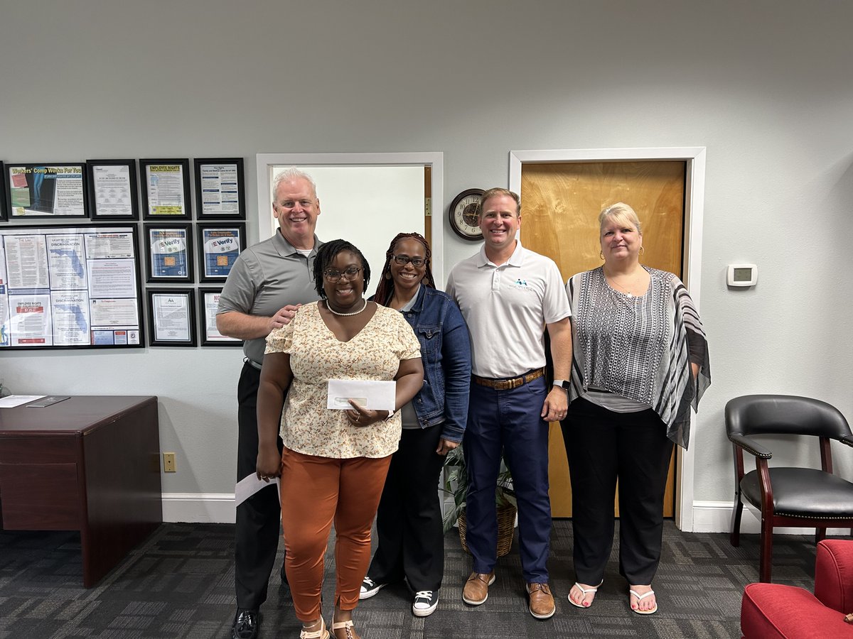 It is with great pride and pleasure that we congratulate Stephanie Senat for receiving the Joseph Aloi Program for Education scholarship. She has proven to be an outstanding candidate and we thank her for her 3.5 years of service at DISC Village in our case management program.