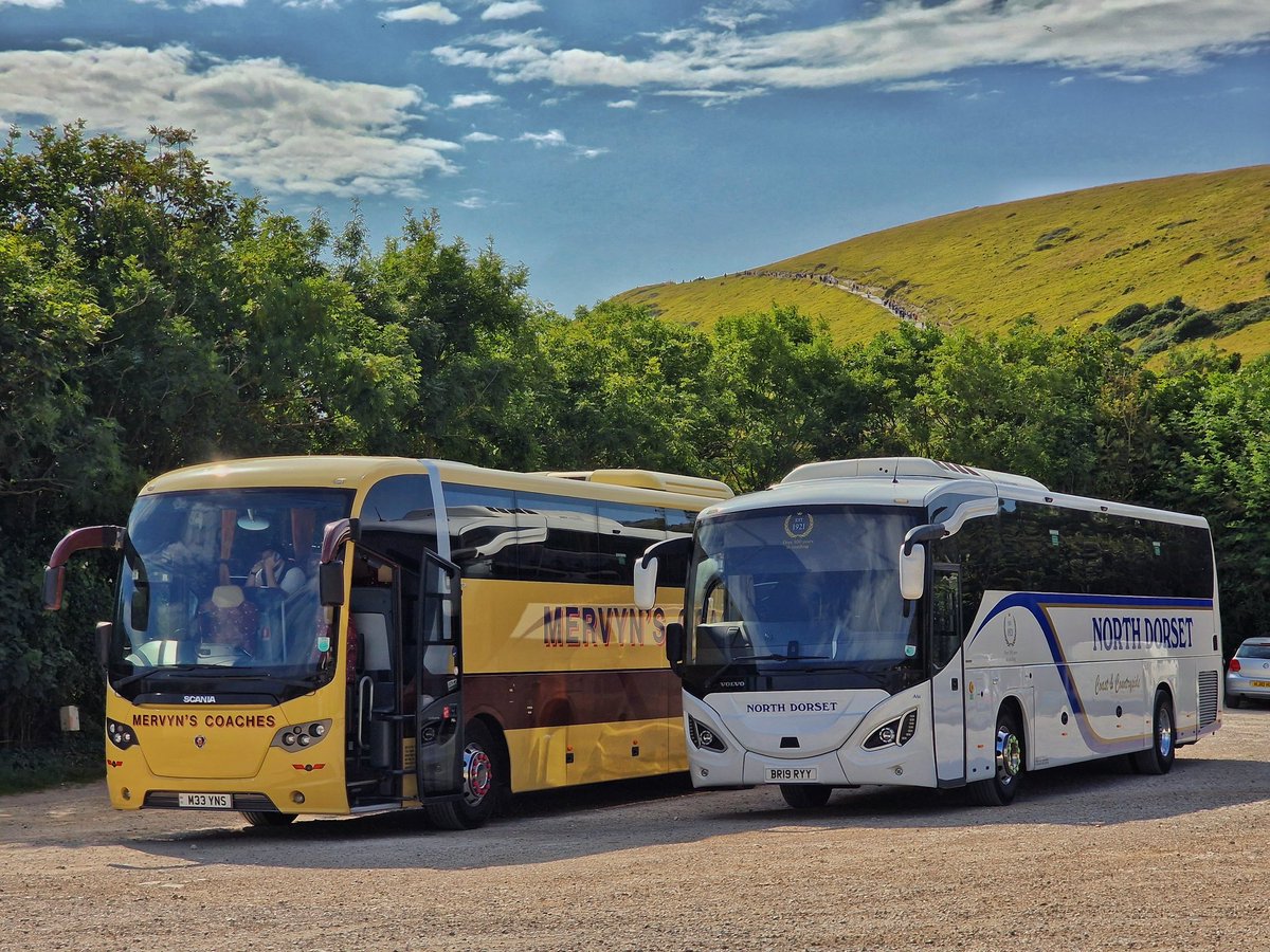 Andrew Sumnall (@andrewsumnall) on Twitter photo Currently one of my favourite photos! Captured yesterday at Lulworth Cove alongside <a href="/MervynsCoaches/">Mervyn's Coaches</a> with a beautiful backdrop Currently one of my favourite photos! Captured yesterday at Lulworth Cove alongside <a href="/MervynsCoaches/">Mervyn's Coaches</a> with a beautiful backdrop