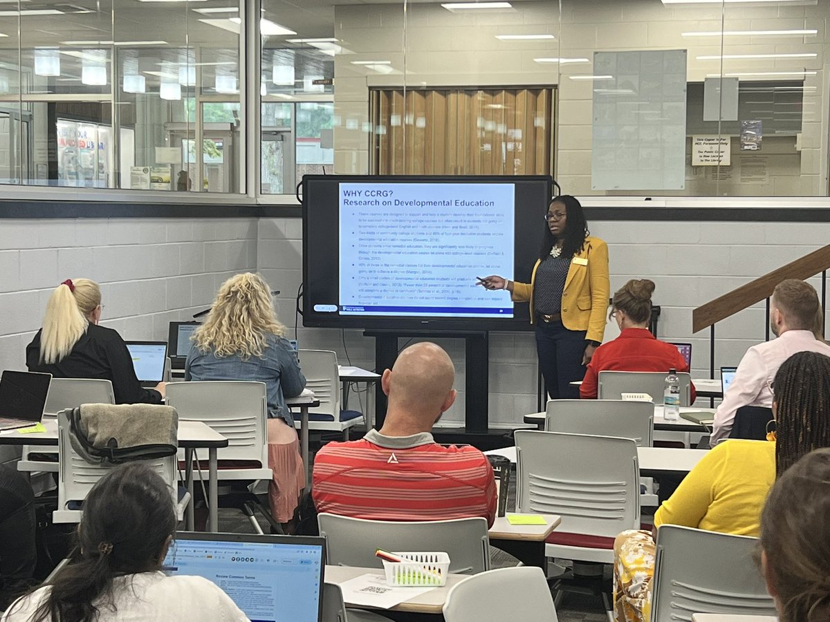 rlwjunio's tweet photo. @sroyster_erica โ40% of students entering 4-year institutions require remedial courses.โ CCRG programming addresses this! Learn more and find resources here https://t.co/ilX5kgnA3d #NEsts23 @castickney @OLR_NCDPI https://t.co/2TTlyuxqeR