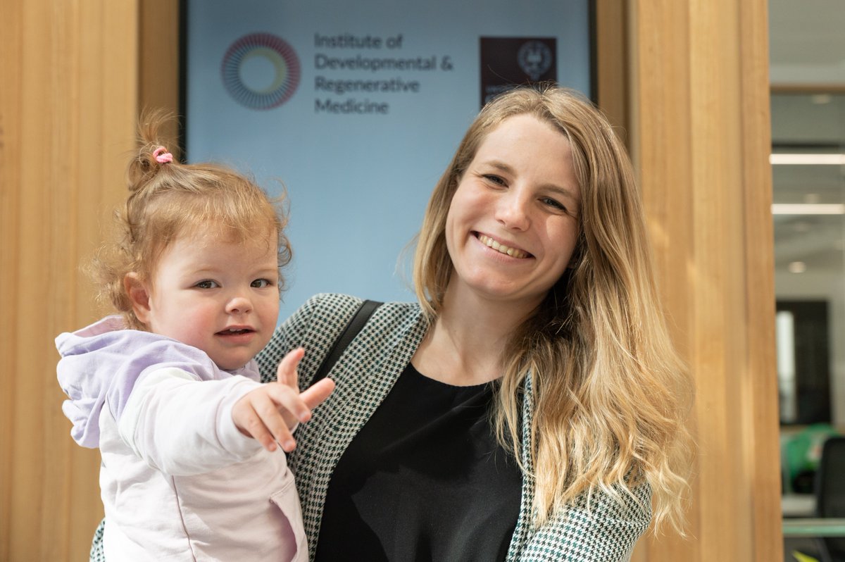 We've had the great pleasure of hosting @pacs2foundation at the IDRM with @rinaldi_ca and @OHRareDisease. 👉The Foundation funds researh into using RNA editing to correct mutations causing rare diseases. @OxPaediatrics Read the full story here: lnkd.in/d92dDUhs