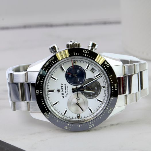 jewelsintime's tweet image. Zenith Watch!

#LuxuryTimepiece #RoseGoldAndStainlessSteel #AutomaticMovement #DiamondBezel #TimelessElegance #HorologicalMasterpiece #JewelryWatch #OpulenceAndRefinement #ExquisiteDesign #SophisticatedStyle