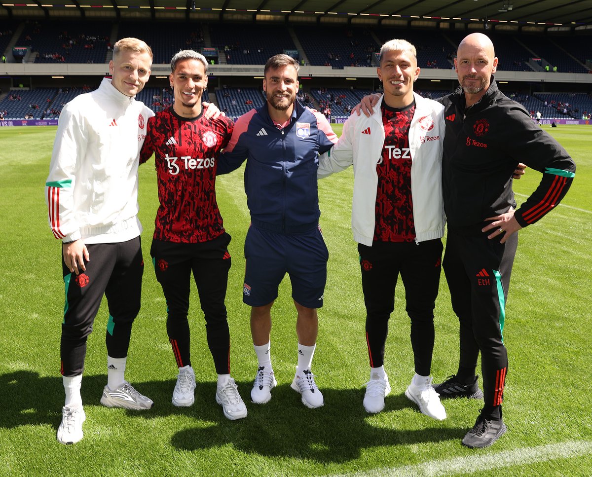nico_taglia's tweet photo. Nice memories, good friends! #AjaxVintage https://t.co/KxNQ58lo0s