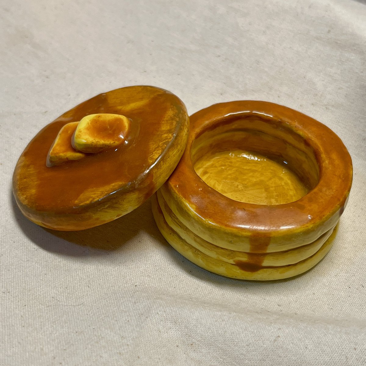 herewego_craft's tweet photo. Mini pancake box🥞
Size : 2.5 X 1.3 inch
~ Price 95.-
📍สอบถามสั่งซื้อ dm

🛵 flash express 40.-⚡️

#พรีออเดอร์ #งานดินปั้น #สายผลิต #สายผลิตงานมือ #งานปั้น #งานแฮนด์เมด #เครื่องประดับ #แผงขายสายผลิต #ของแต่งโต๊ะ #artmarket #ตลาดกลางโฮมุ้ #clay #airdryclay #herewegocollection https://t.co/wctpHPWW28