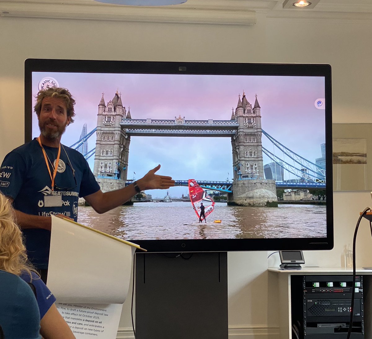ruthmchambers's tweet photo. 🙏 @merijntinga for the inspiring words on tackling plastic pollution hosted by @KvanOosterom @NLinUK with @GreenAllianceUK @wwf_uk

🗑 The Dutch deposit return scheme has led to huge reductions in litter and plastic pollution.

♻️ Time for a UK DRS ❗️ @pow_rebecca @DefraGovUK https://t.co/OhKxxeRlhY