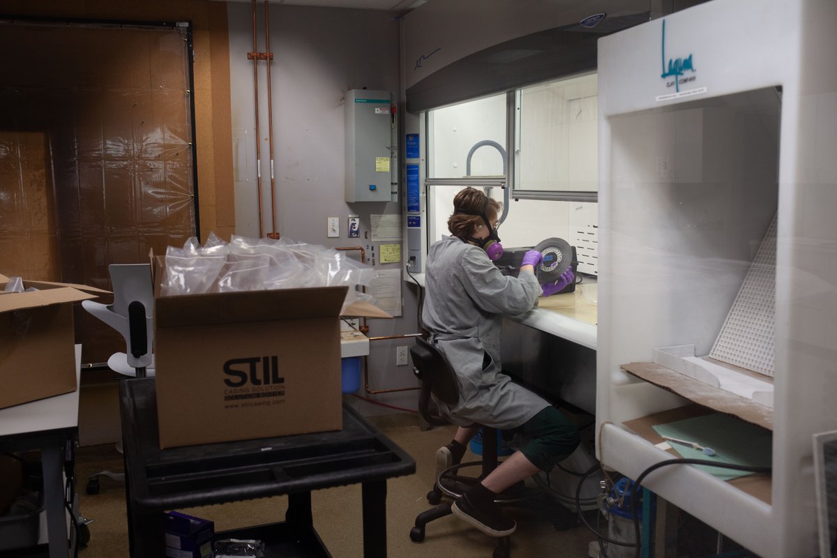 NEDCCInfo's tweet photo. Some projects are just beginning, while others are in their final stages.
#WorkstationWednesday #ConservationLab #BookConservation #BookConservator #PaperConservation #PaperConservator #AudioPreservation #MoldRemoval #CulturalHeritage https://t.co/VE6PEohHxj