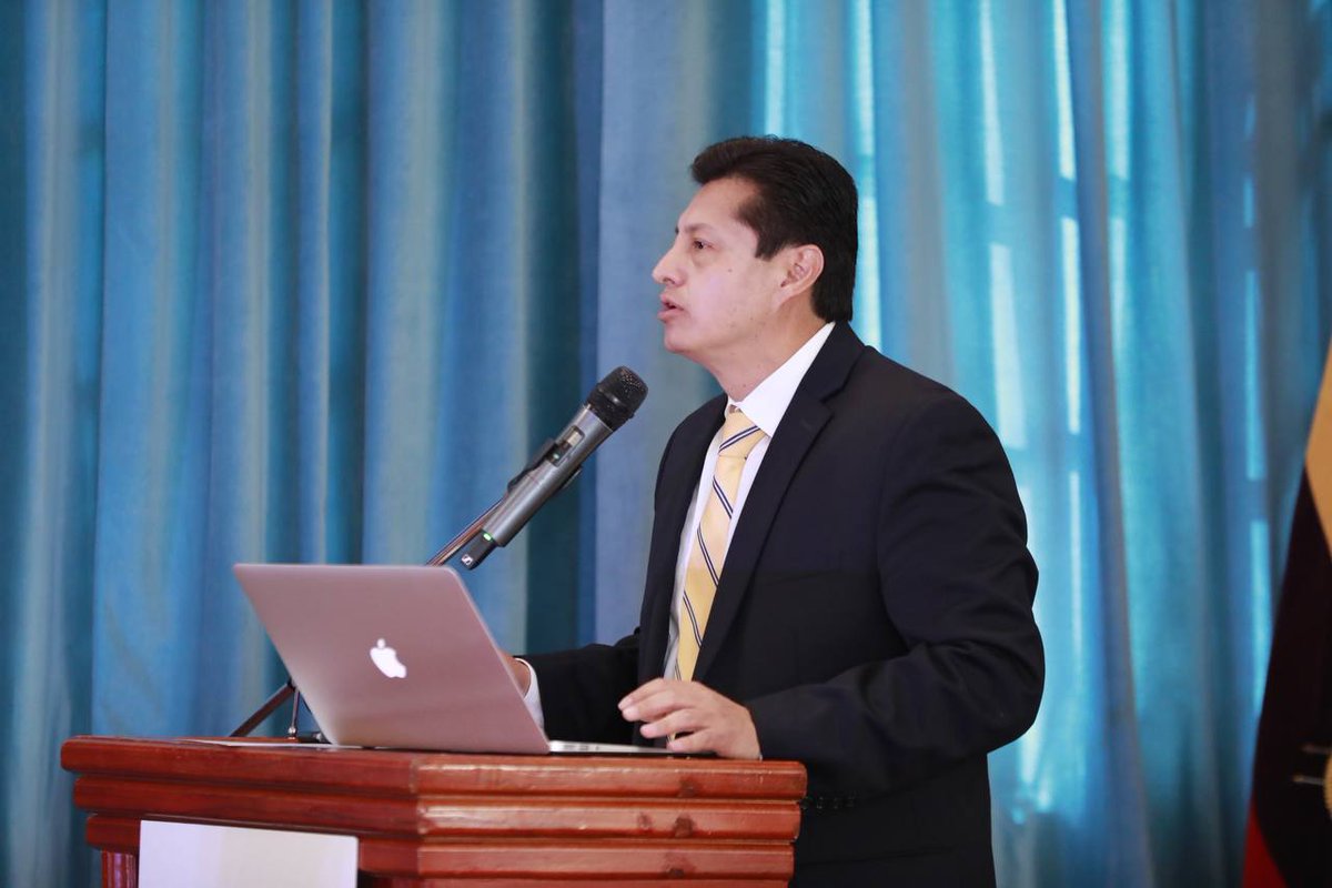 cnenapo's tweet image. #ConversatorioVotoTelemático 🌐 | #StalinCardona, mencionó que, mediante el #VotoTelemáticoEnElExterior, los ciudadanos que viven fuera del 🇪🇨 podrán elegir: binomio presidencial, asambleístas nacionales, asambleístas del Exterior; y decidir sobre la #ConsultaPopularYasuní.