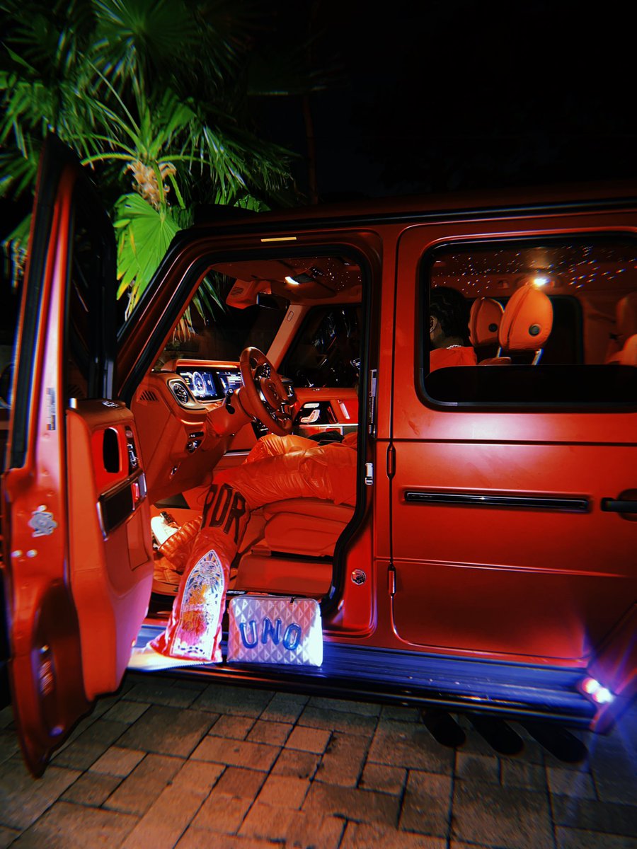 JHarden13's tweet photo. Yesterday Was Tomorrow 🎞️ #Uno https://t.co/WhWeSfZDUQ