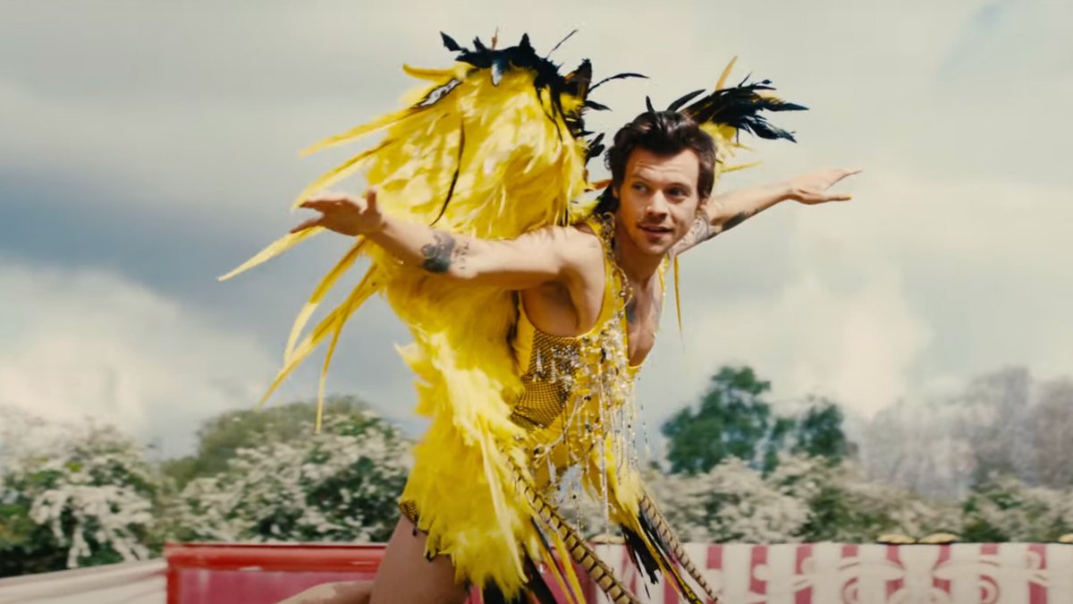 He's here and he's perfect 💛