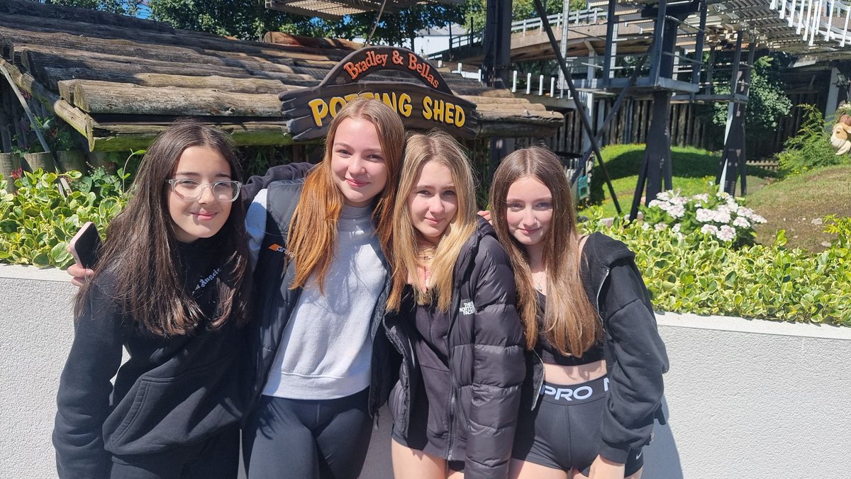 MissCavillRBHS's tweet photo. What a great day it has been for our year 8 pupils! They have had a blast at Blackpool Pleasure Beach on their rewards trip! They have also been an absolute credit showing the school values all day! @RBHSBolton #proud #blackpoolpleasurebeach #rewardstrip https://t.co/suSravjMgB