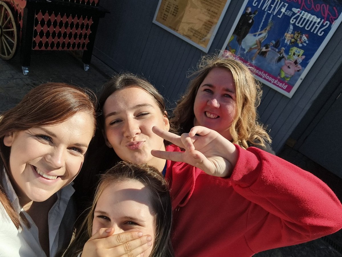 MissCavillRBHS's tweet photo. What a great day it has been for our year 8 pupils! They have had a blast at Blackpool Pleasure Beach on their rewards trip! They have also been an absolute credit showing the school values all day! @RBHSBolton #proud #blackpoolpleasurebeach #rewardstrip https://t.co/suSravjMgB