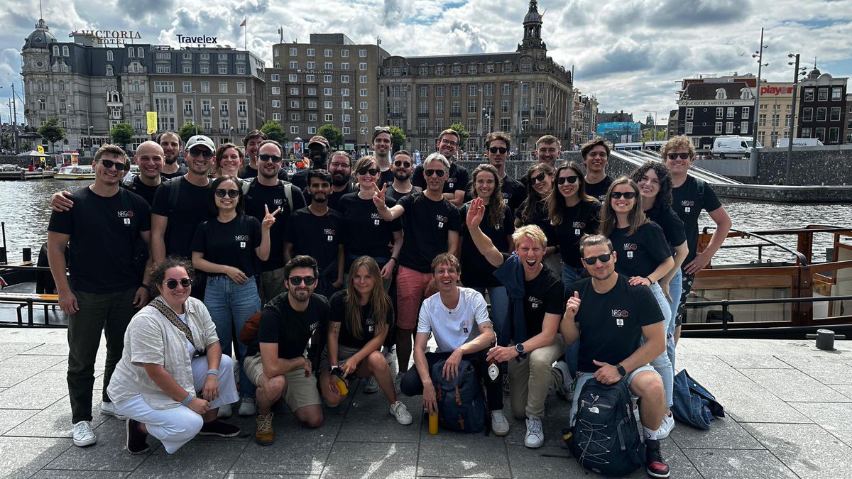 NoelGroupUvA's tweet photo. Our yearly group activity going on in Amsterdam! Breakout room solved in a record time, great boat tour in the canals, too much fun 🤩 #flowchemistry #teambuilding #unionfaitlaforce #nonmollare #TogetherWeCan https://t.co/rBCP72zeuj