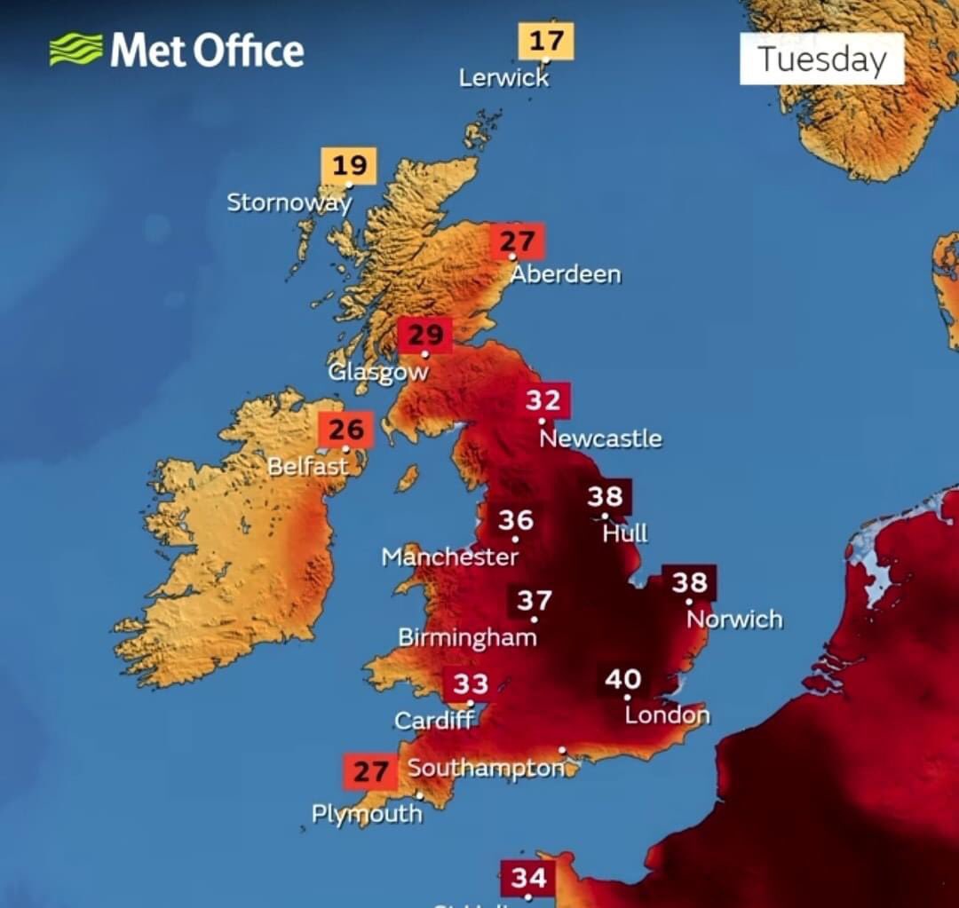 rbhs_geography's tweet photo. On this day last year, for the first time on record, temperatures in the UK exceeded 40°C

🌡️ 40.3°C was recorded at Coningsby 

A marked contrast compared to today, with a forecast max temp of 19°C at Coningsby, whilst southern England could see 25°C https://t.co/y2w2BWMeM0