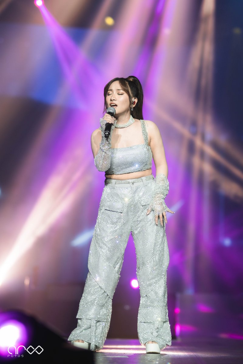 aroo_fotos's tweet photo. Happiest birthday Sheki! I am so proud for everything that you've achieved so far in life right now. Keep slayin' on and off stage! Love u always!

SHEKI NAH BIRTHDAY PA 
#BirthdayNiShekiNgayon
@shekimusic_ https://t.co/0YX6Lfq2YQ
