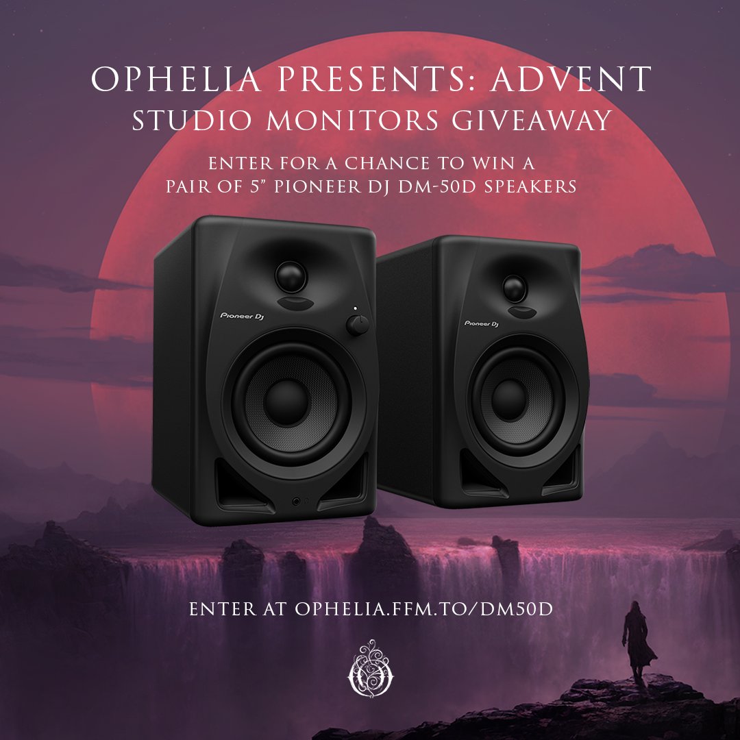 Calling all aspiring producers! 🔊 
In honor of Advent Vol 7, we're giving away a pair of 5" Pioneer DJ DM-50Ds. Like this tweet and enter at the the link in replies for a chance to win. Contest ends Thursday at 9 PM PT.