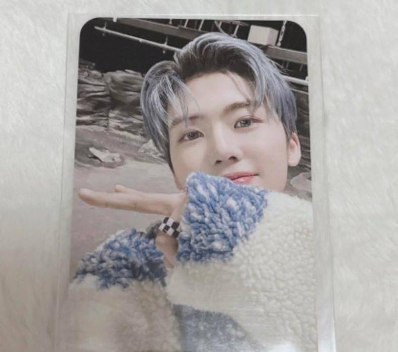 jaemiinst's tweet photo. update wishlist lagi brodi

wlnya nambah lagi SDFGHJKL
pict 2 tc ccomaz orange ver hc jm (mff burem) 
pict 3 jaemin benefit kyocera dome bfe
pict 4 haechan konsep tc ay-yo black 
+ haechan lpb/universe (1 versi sama jaemin jeruk) 
sama b2sk sg21 set nct dream hc jm yaww https://t.co/nCdXDCMg25