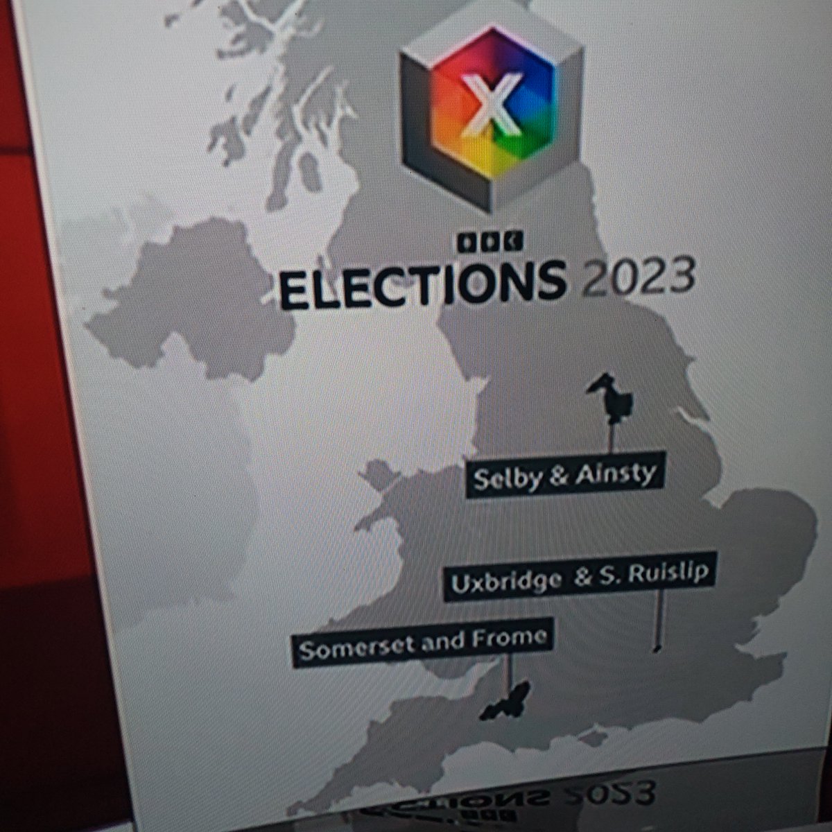 Little request to the media on #byelection eve. (C) <a href="/lewis_goodall/">Lewis Goodall</a> It's SomerTON and Frome, not Somerset, that's a county. #Byelection #journorequest <a href="/TheNewsAgents/">The News Agents</a>