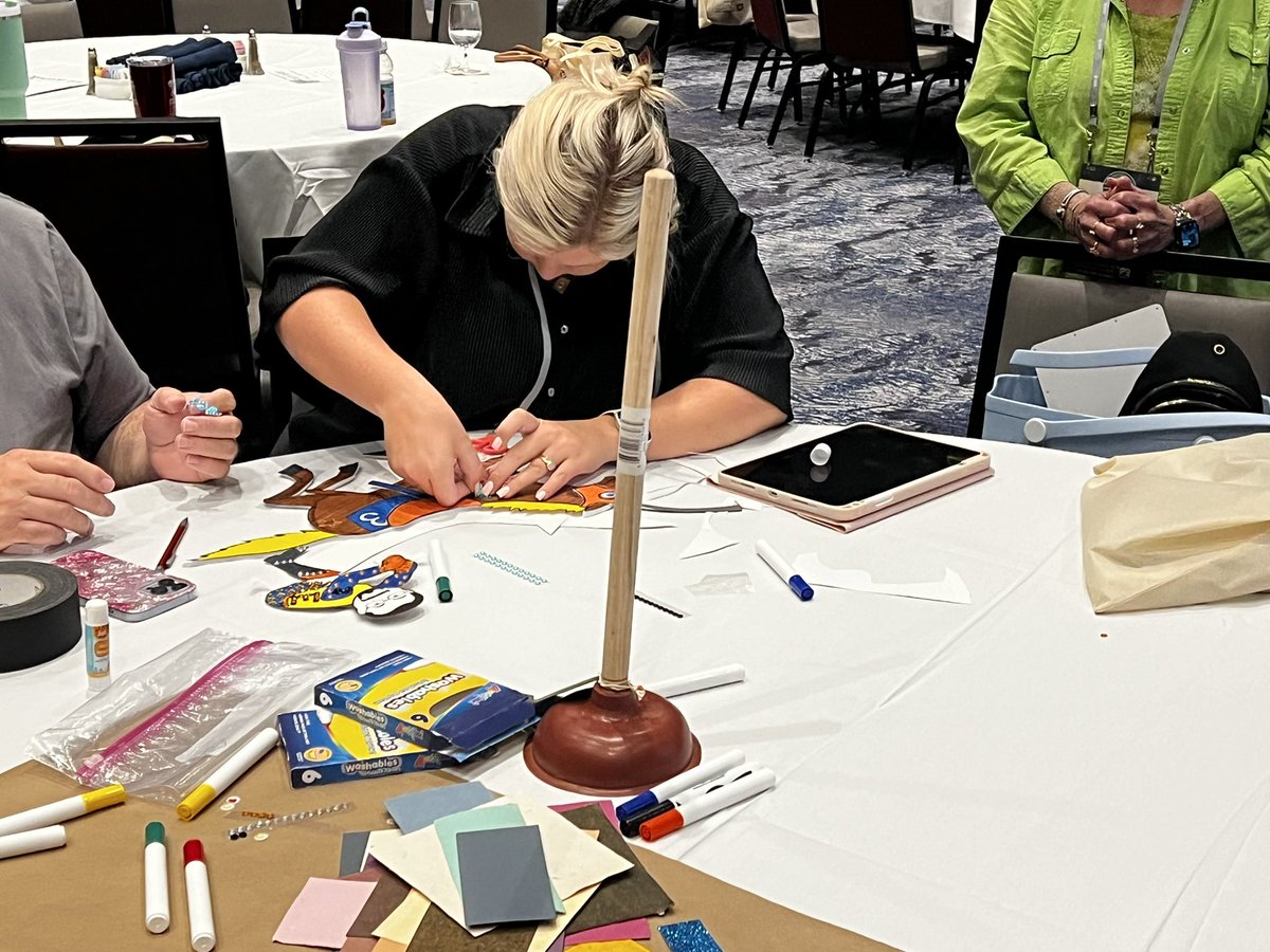 Derek Ratchford tweet media