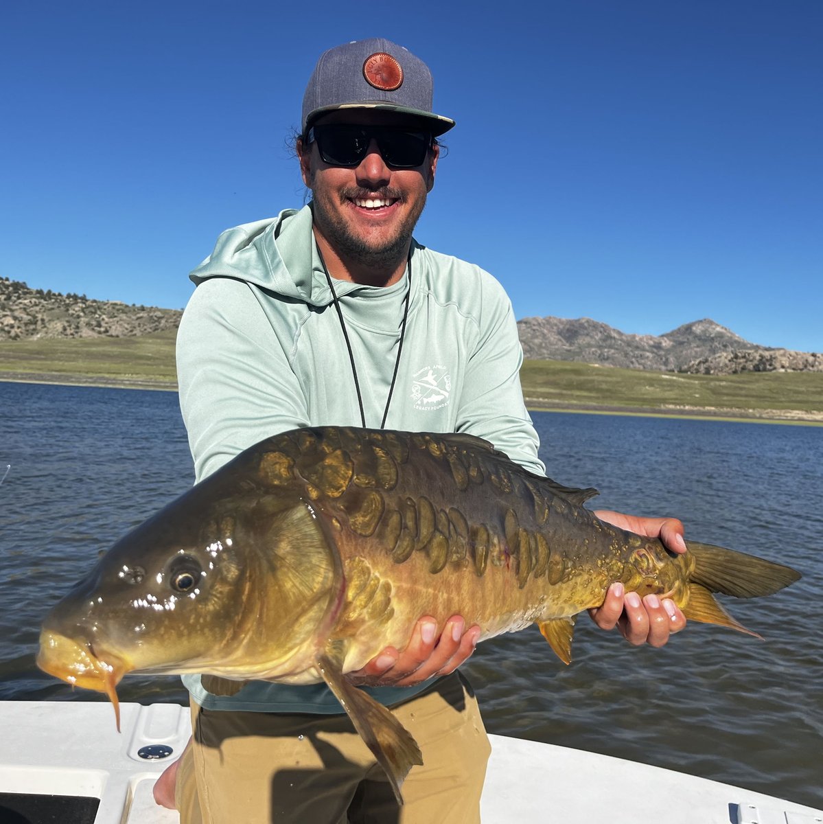 Articulate_Fly's tweet photo. On the Water with Dustin White of @uglybugfly 
Get the latest Central WY conditions!  Give it a listen! 
#thearticulatefly #casper #casperwyoming #wyo #casperwyo #307 #trout #rainbowtrout #troutfishing #visitcasper @RossReels @WinstonRods @SciAnglers https://t.co/yoMMXwIWvl https://t.co/4SKtP8kvrK
