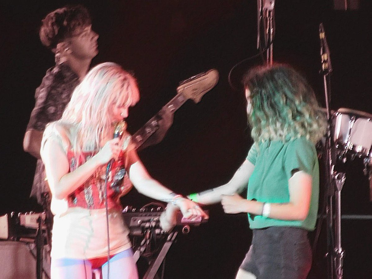 devinpapadol's tweet image. Happy five year anniversary to the day that changed the trajectory of my life. This is the day that made me feel like I could really do this. And as sad as I am that I’m missing the Pmore show in LA tonight, the fact that it’s because I’m on tour with my own band is full circle