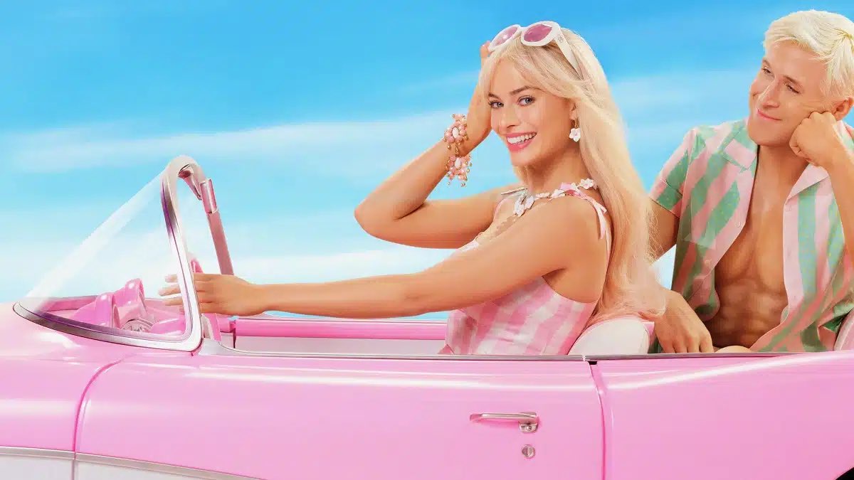 CowboyCine's tweet photo. O filme “Barbie” é aclamado e conquista 93% de aprovação dos críticos no Rotten Tomatoes, produção que é estrelada por Margot Robbie e Ryan Gosling. https://t.co/RHLRB5BpeY