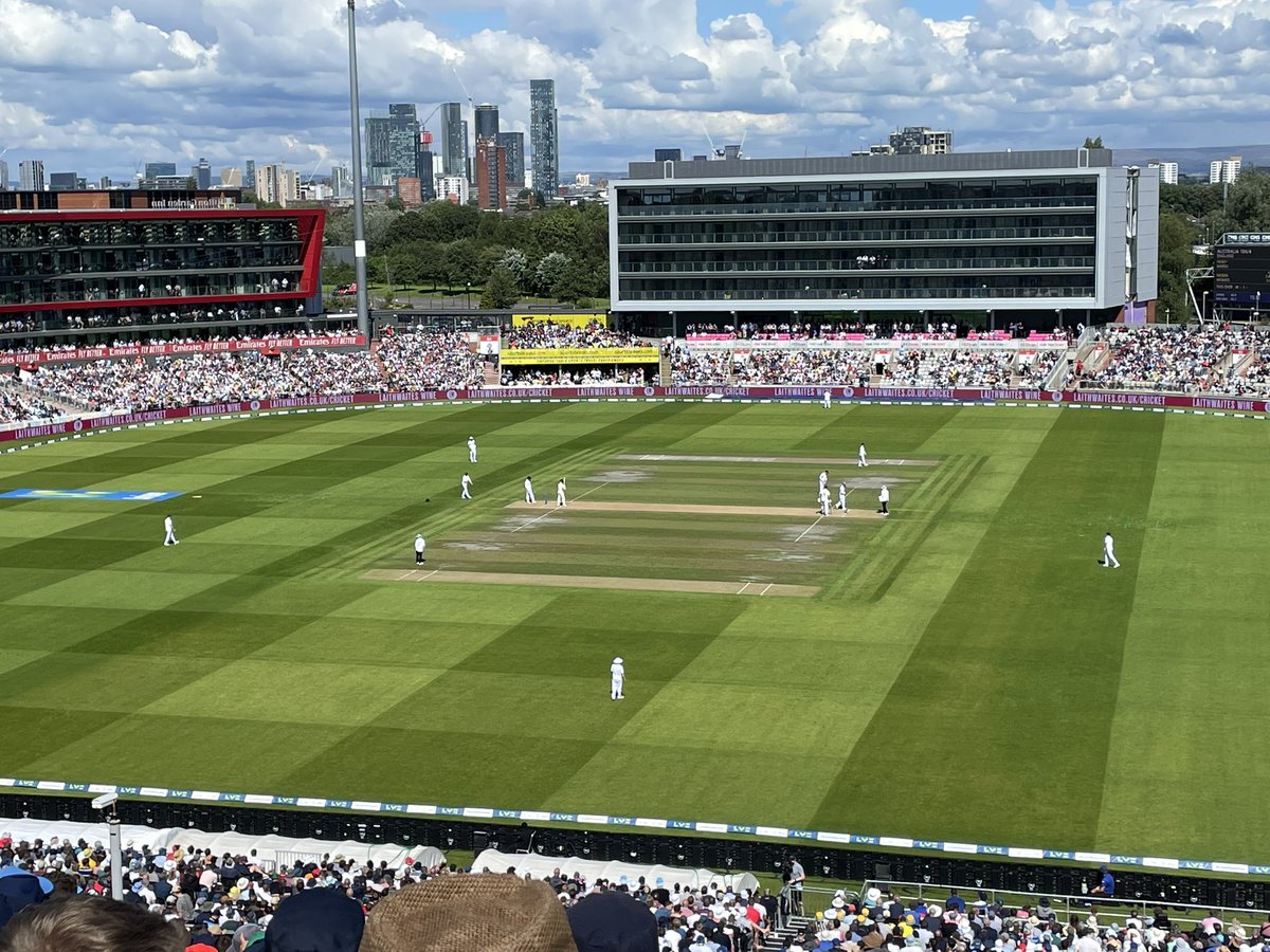 Old friends. Emphasis on the old. #Ashes2023