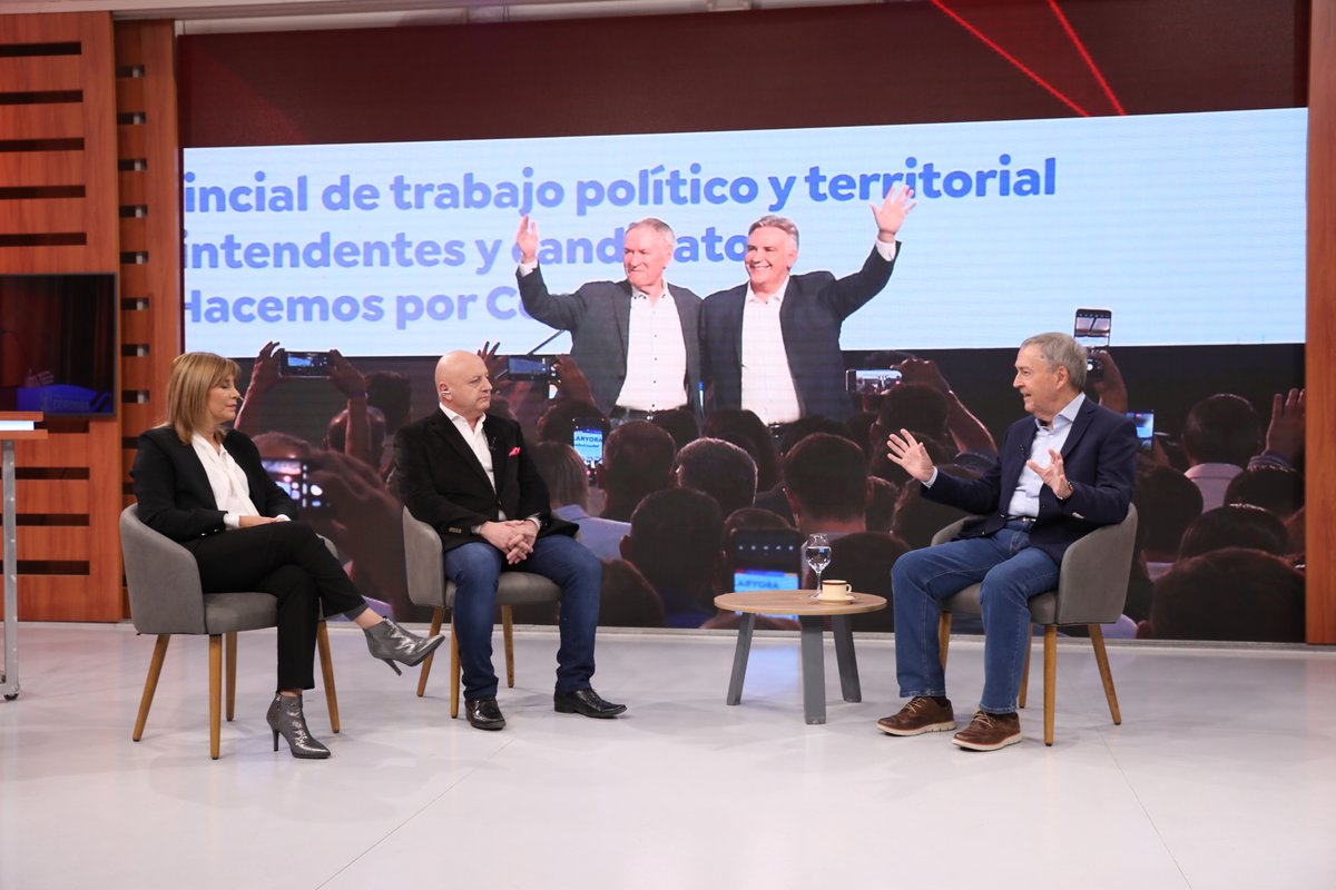 Argentina tiene todas las posibilidades para salir adelante. Para reducir el déficit fiscal no hace falta un ajuste salvaje, simplemente hay que evitar la superposición de funciones entre Nación, Provincia y Municipio; los subsidios tienen que ser para quienes lo necesitan y las