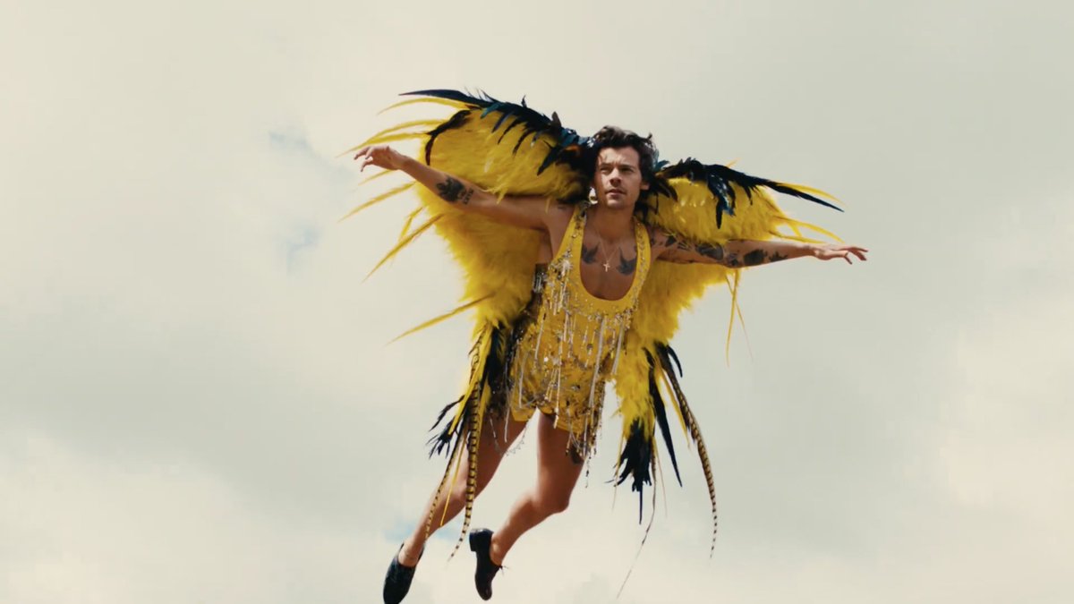MTV's tweet photo. Once my daylight, always my daylight 🌞 @Harry_Styles https://t.co/ZR6hcdwxmd