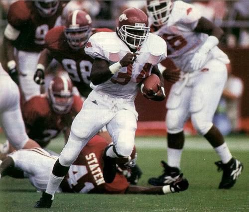 JayMeadors's tweet photo. I didn’t realize it at the time, but I learned a lot about life being in the huddle with these three guys: Madre Hill, Anthony Lucas and Anthony Eubanks. 

Success is often a proximity issues. Surround yourself with Lions. 

#ApexPredatorsOnly #99thPercentile https://t.co/E7o5O0QyyR