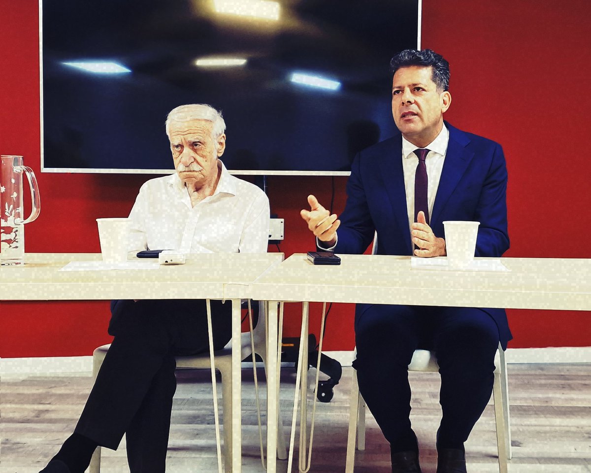 JoelleBaglietto's tweet image. #Working #Luchando #Legends #Gibraltar @FabianPicardo  🇬🇮💪🏻❤️