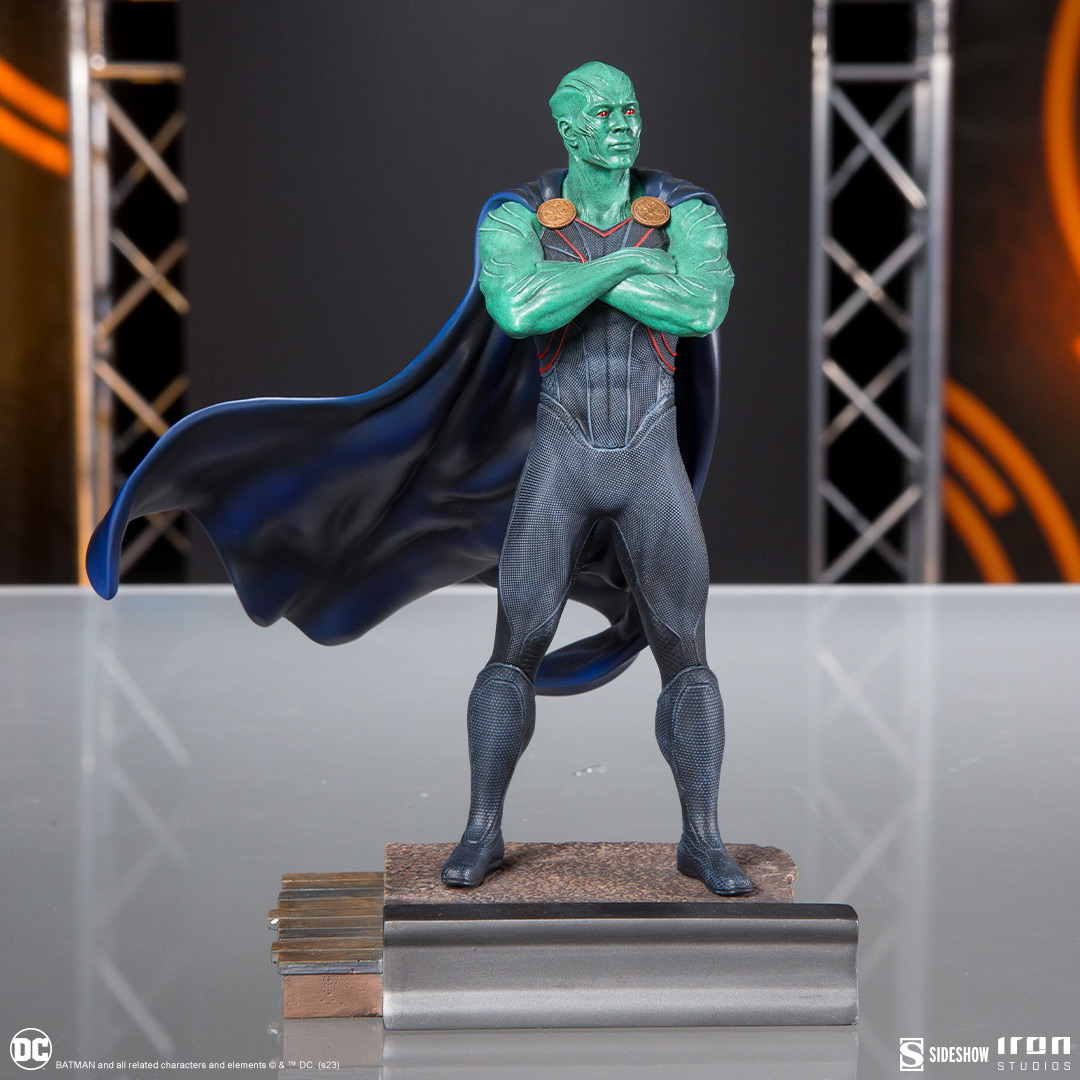 This hero just teleported to Sideshow! The #MartianManhunter 1:10 Scale Statue by @ironstudios is exclusively available for registrants of Sideshow Con to pre-order NOW! 

side.show/i7r7d

#DC #SDCC2023 #ComicCon