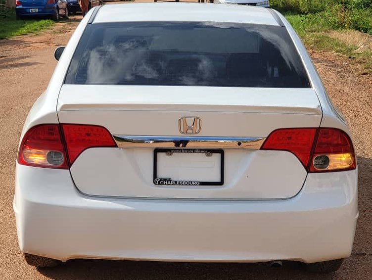 MusteeBaba9909's tweet photo. @PulseNigeria247 FOR SALE‼️‼️‼️
FOREIGN USED HONDA CIVIC 2009 MODEL WITH ORIGINAL DUTY GOING FOR 4.2M LOCATION KADUNA
📞09066705272 https://t.co/aL4R9Z0erl