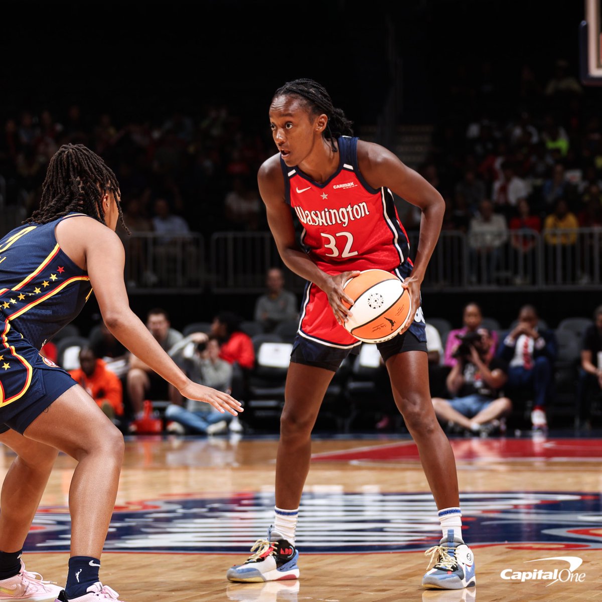 WashMystics's tweet photo. Live from Capital One Arena 📸

@CapitalOne | #BallOnOurTerms https://t.co/juUsP9cOzo